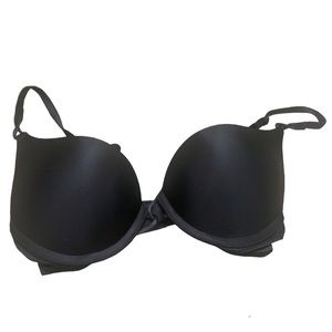 Victoria Secret Bombshell Bra 32A
